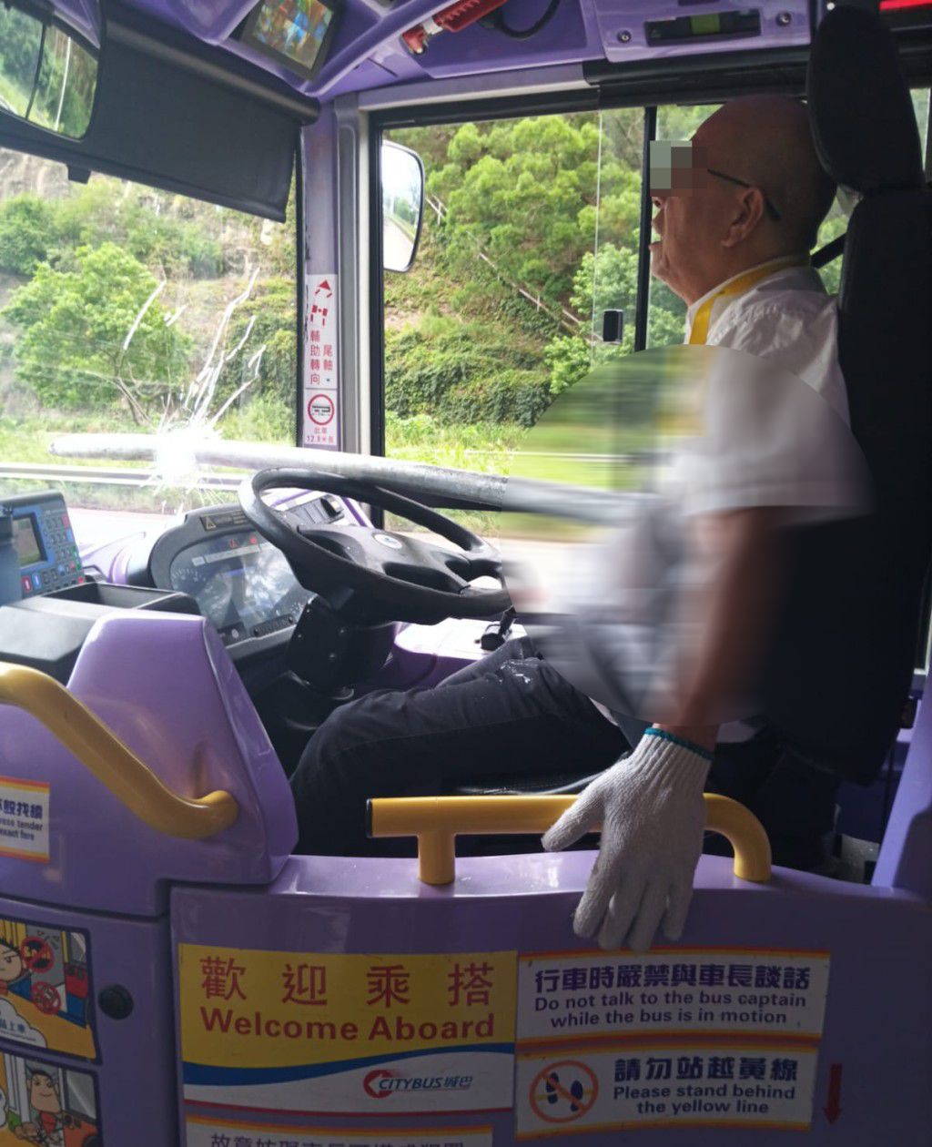metal rod bus driver (1)