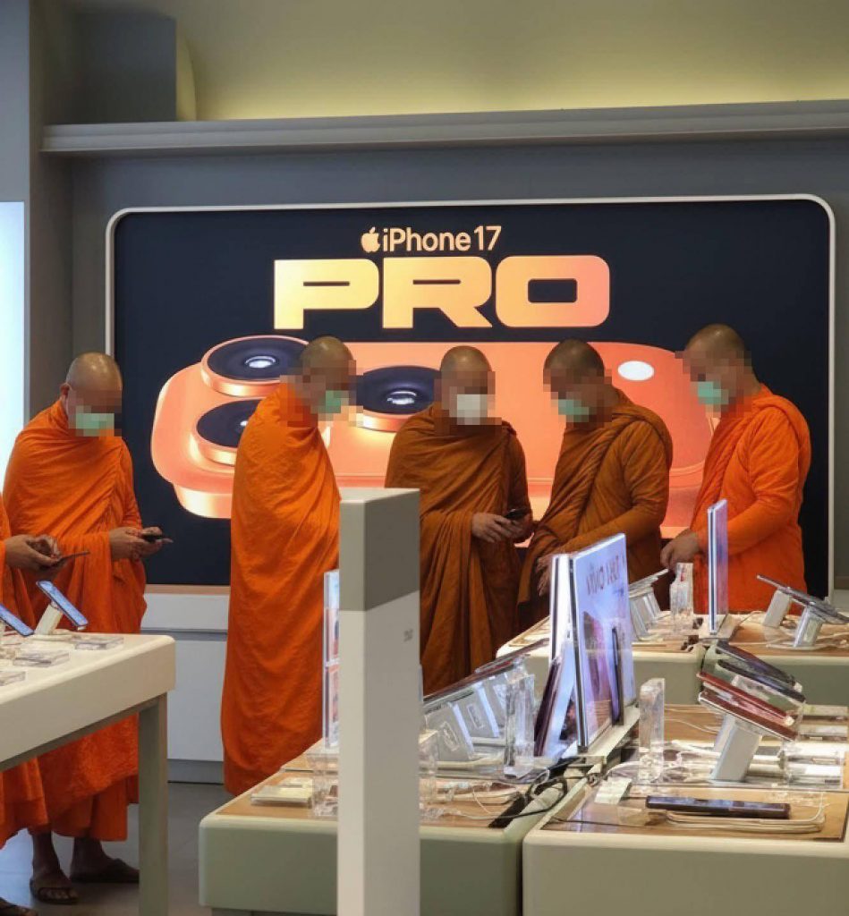 Monks spotted shopping at Taiwan Apple store during iPhone 17 release