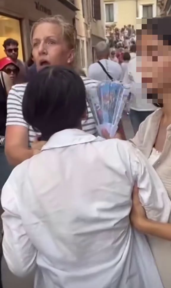 pickpockets venice sue activists incident