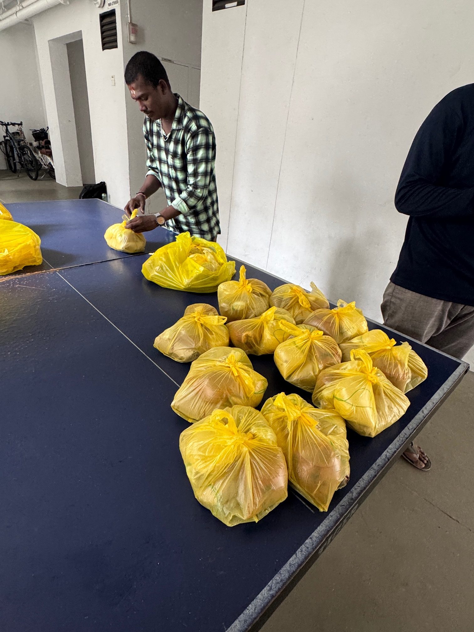 sembawang meals workers
