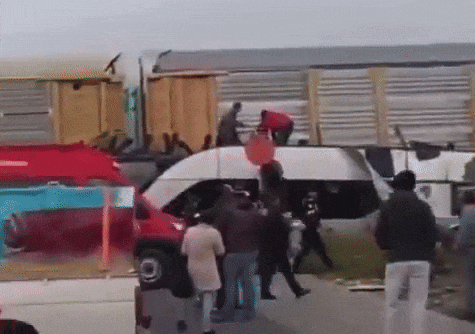 train double-decker bus (2)