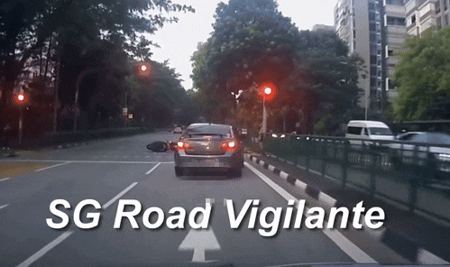motorcyclist red light yishun