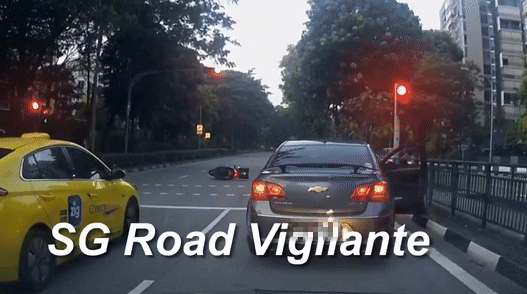 motorcyclist red light yishun