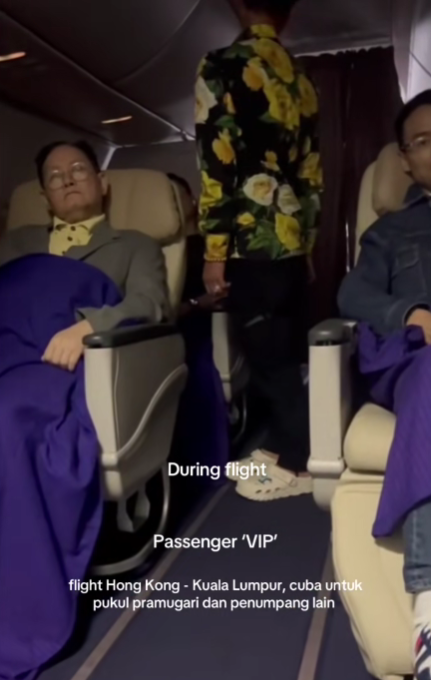 tour agent pouring water