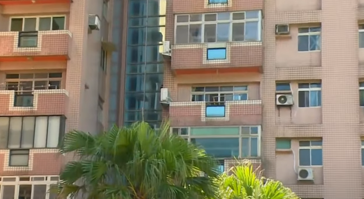 man mother traffic fine