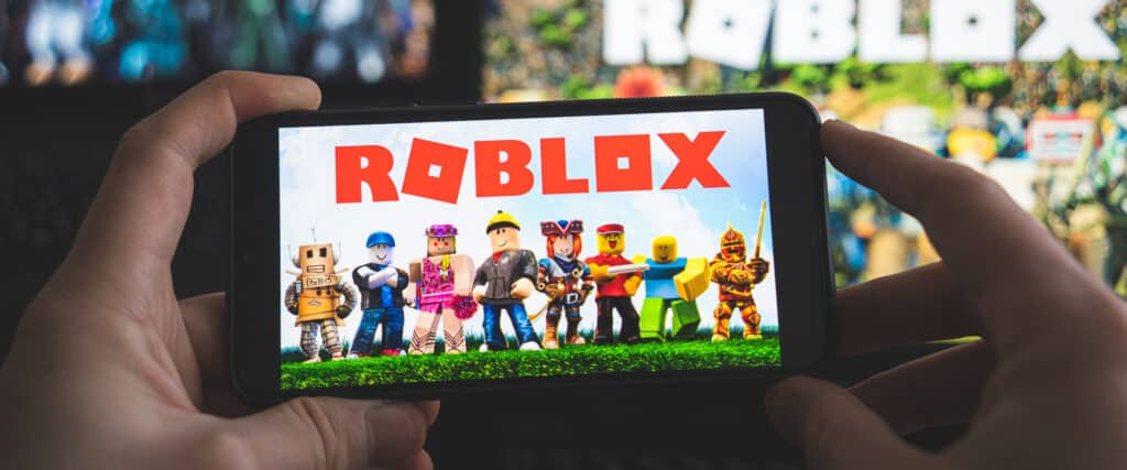 boy slashes brother roblox