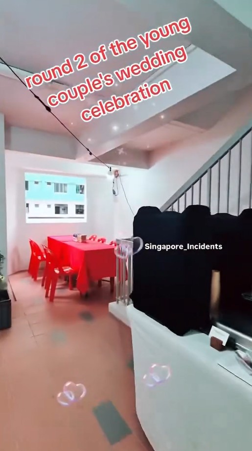 couple corridor banquet