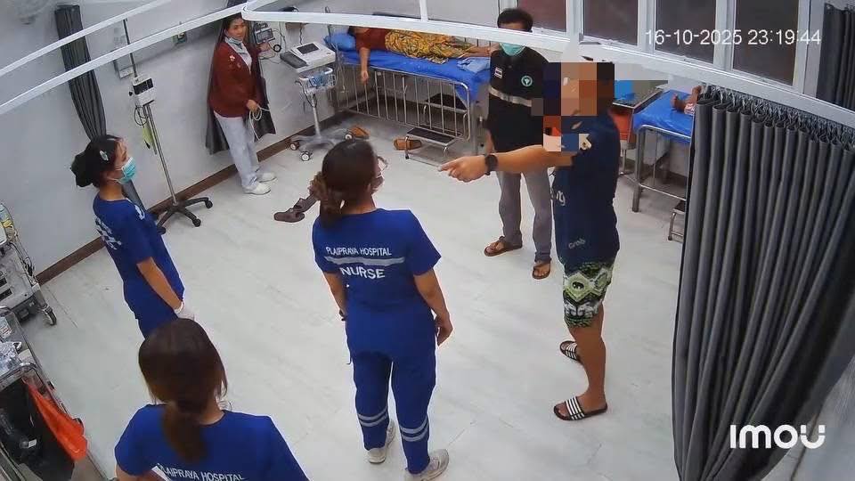 family blocks ambulance