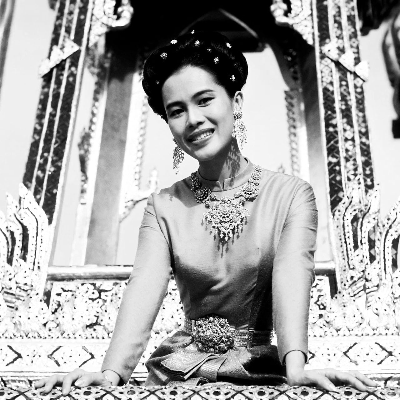 former thai queen death