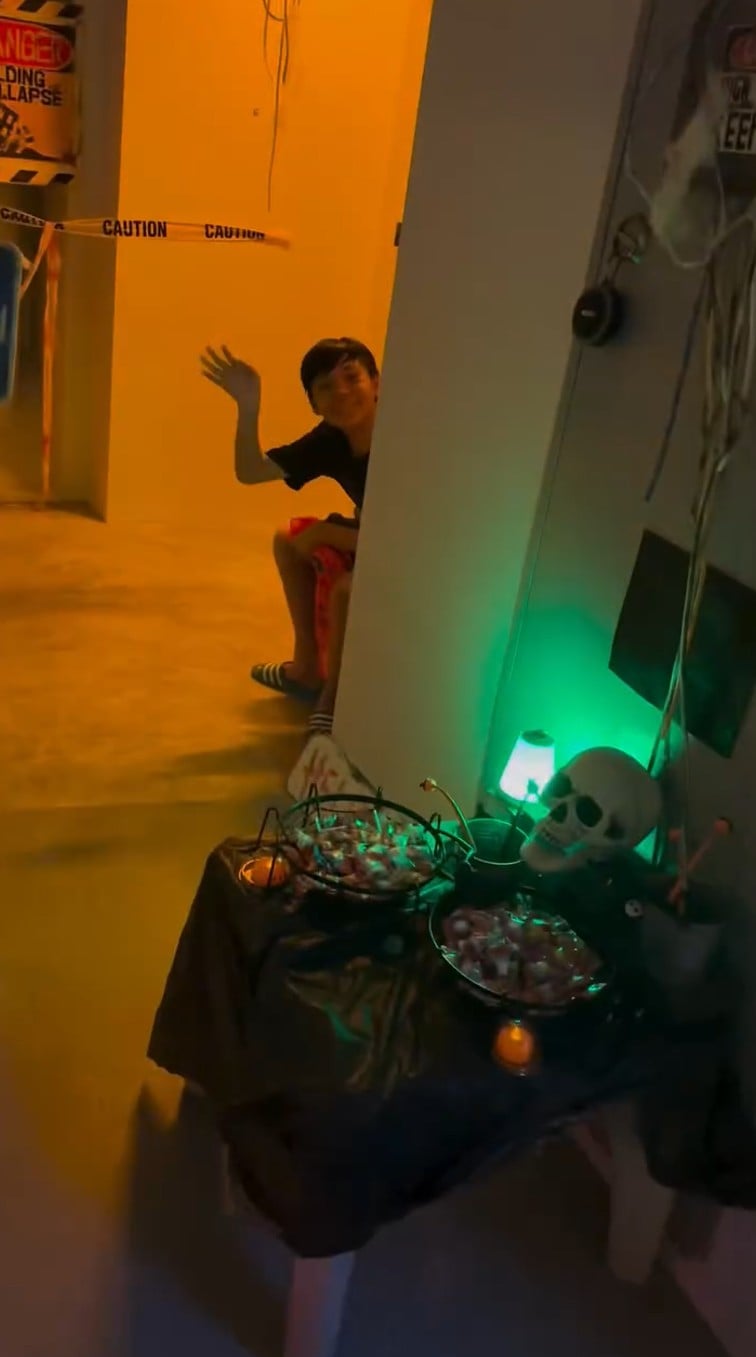 hdb decorations halloween