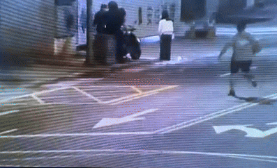 man flashes young woman (2)