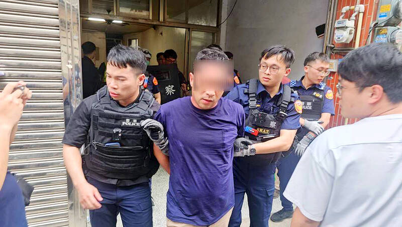 Man stabbing people taiwan