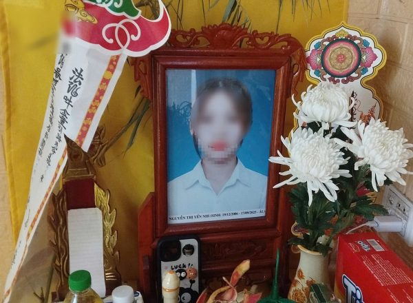 woman body vietnam river