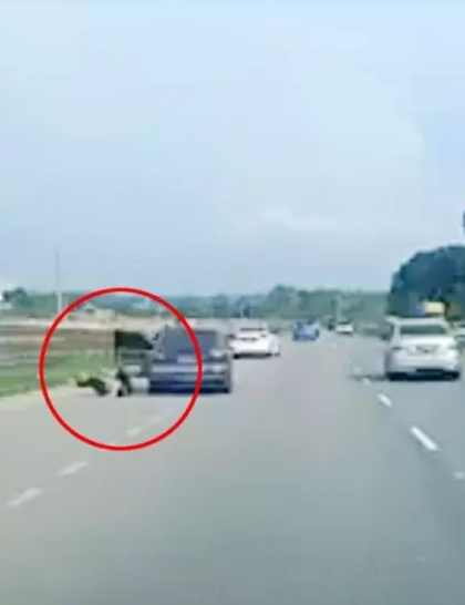 woman jumped car husband