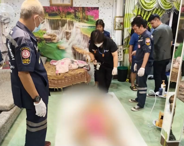 man dead threesome sex