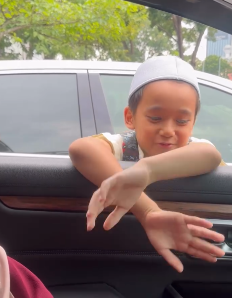 son scored 100 marks