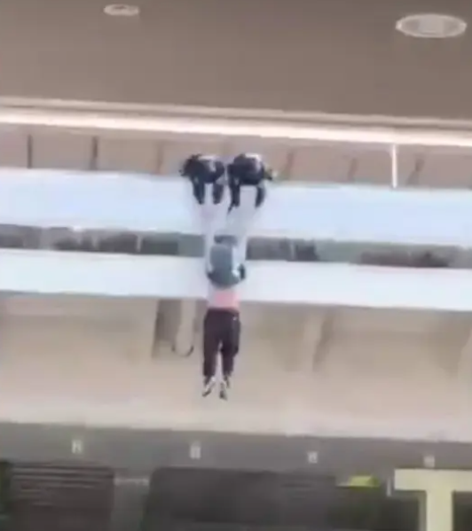 china tourist japan airport