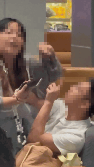 couple removed flight fighting (1)