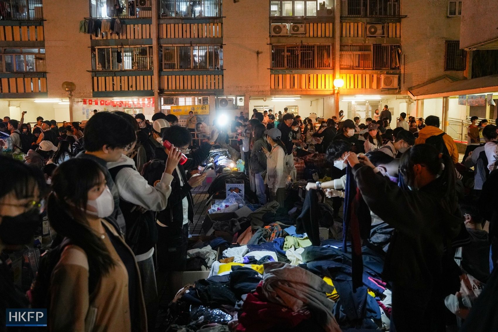 grassroots hong kong relief volunteers