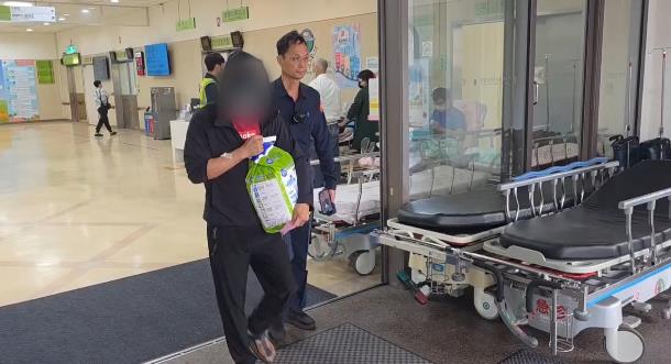 man fire stealing underwear (2)