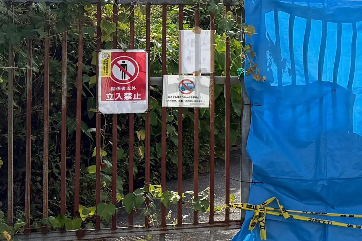 abandoned house teens