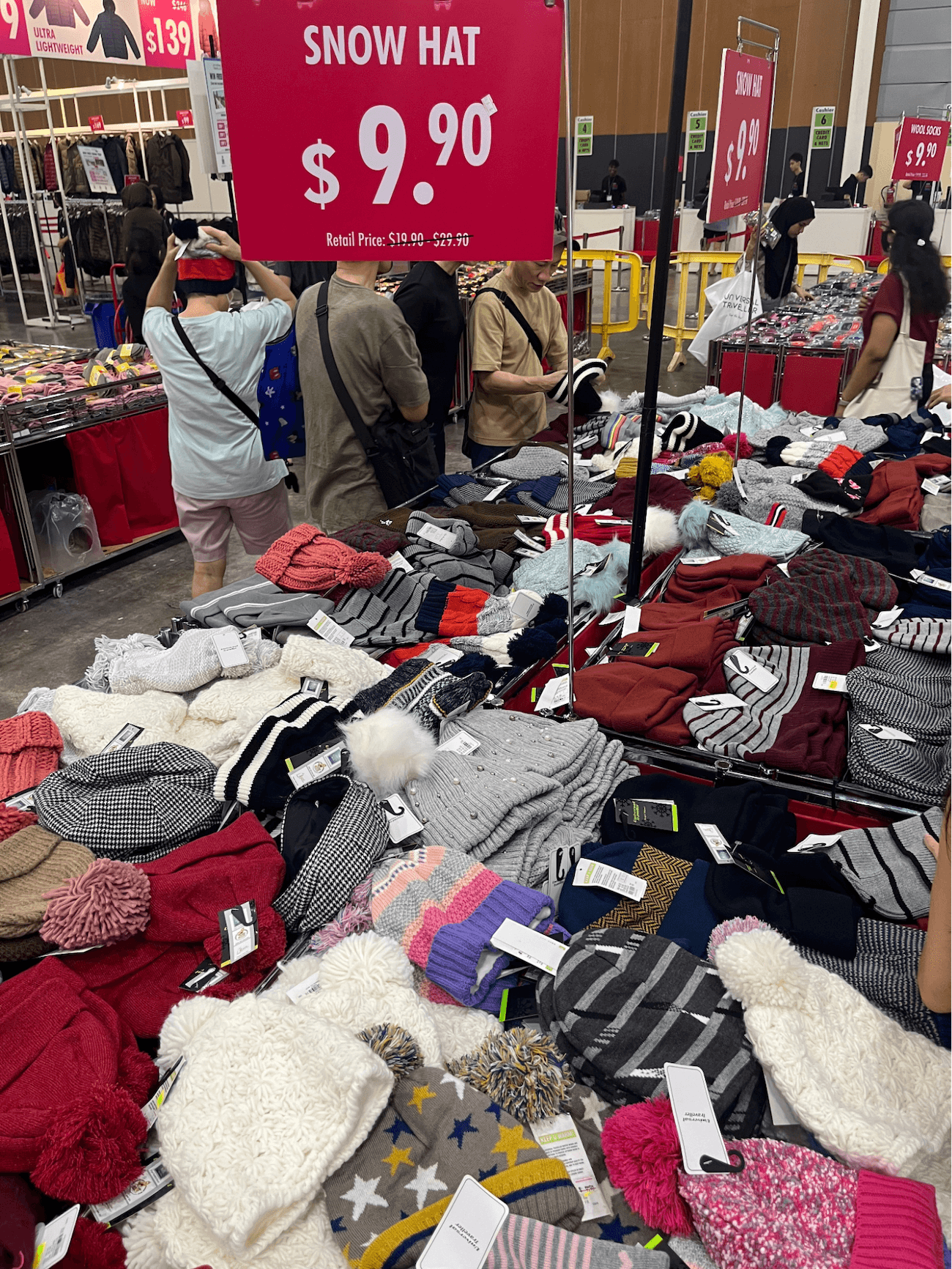 Universal Traveller Mega Sale