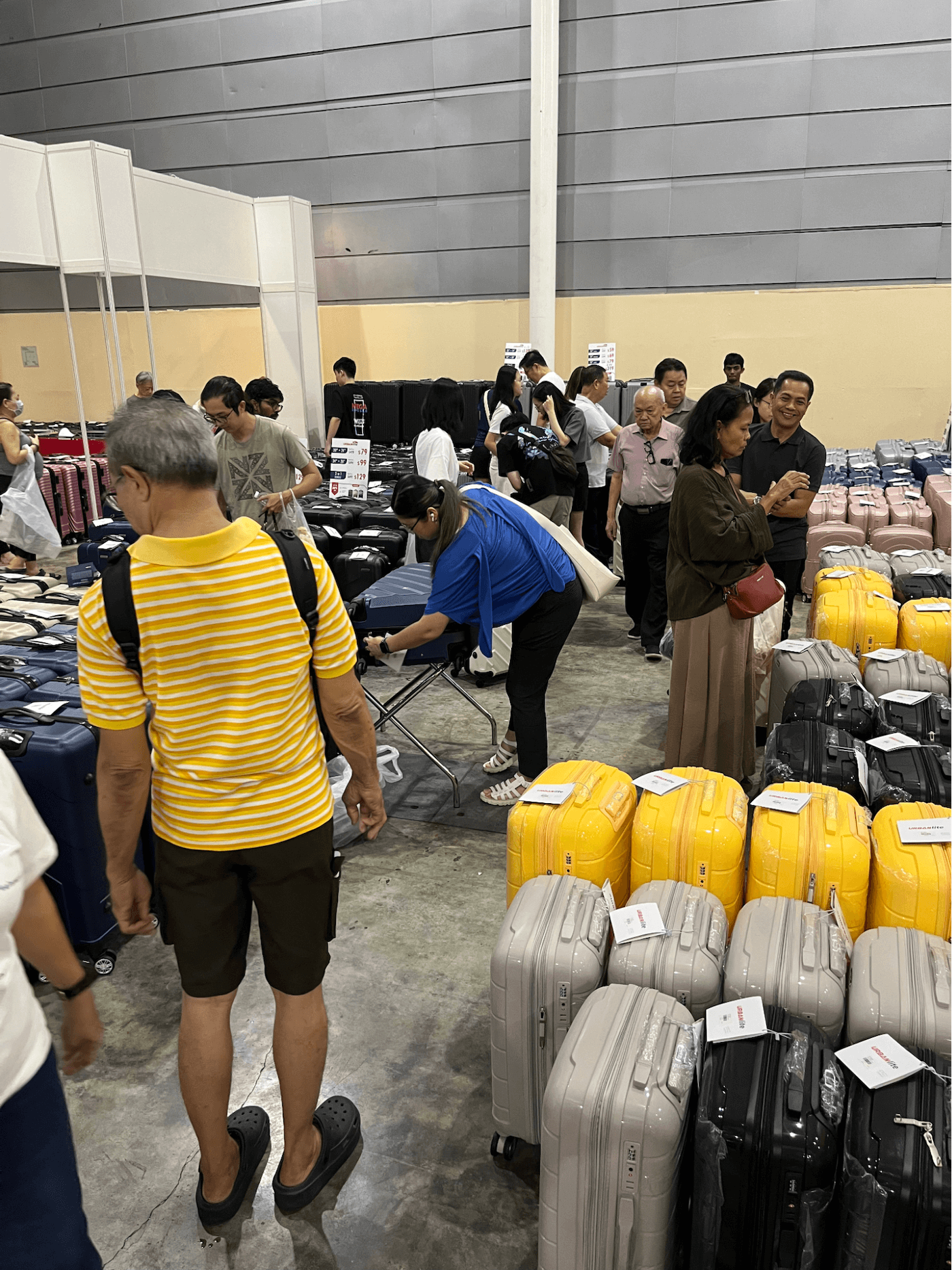 Universal Traveller Mega Sale