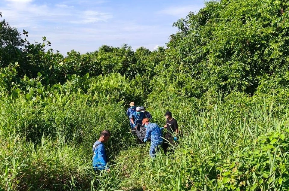 mother daughter body