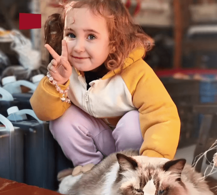 chinese girl blonde hair (2)