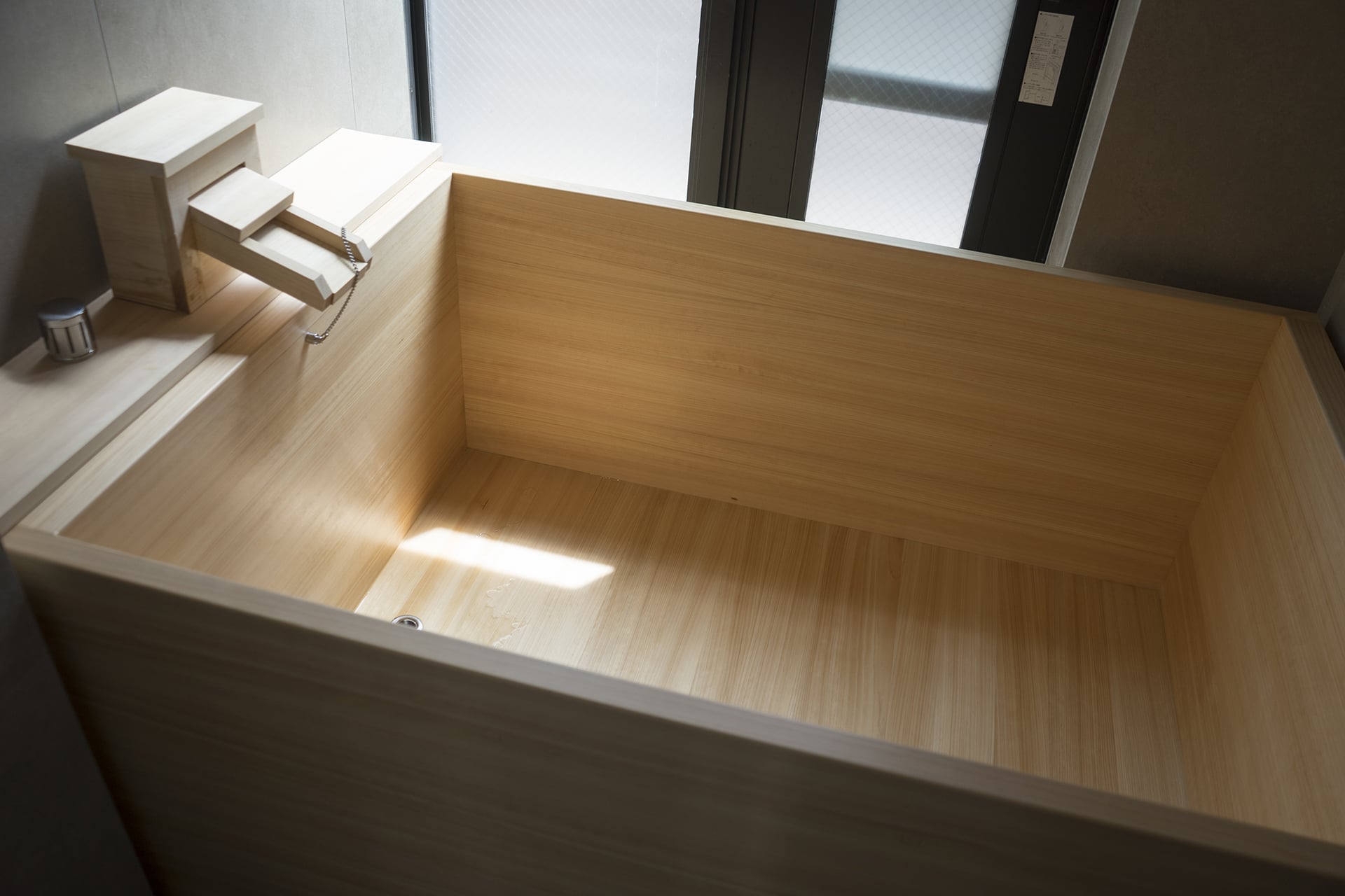 couple doorknob sauna luxury