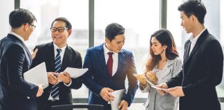 foreigner colleagues switch chinese