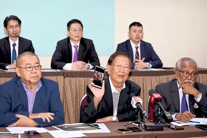 woman anti-scam firm authorities