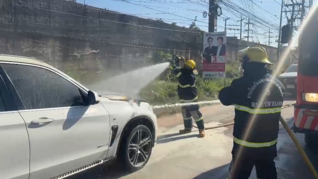 woman bmw fire thailand