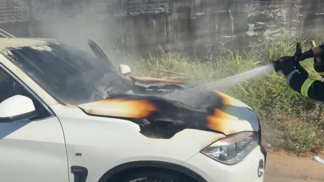 woman bmw fire thailand