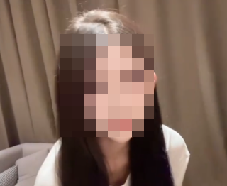 chinese influencer begging cambodia