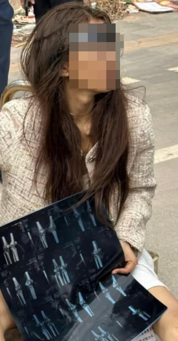 chinese influencer begging cambodia