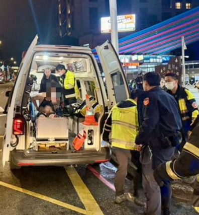 taiwan man fire firefighters