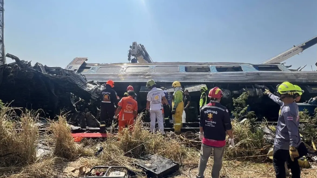 22 killed crane train