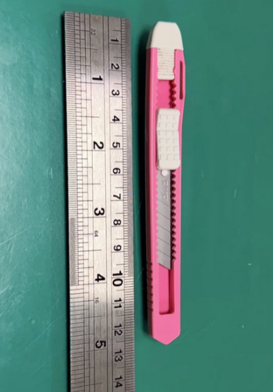 woman box cutter bus