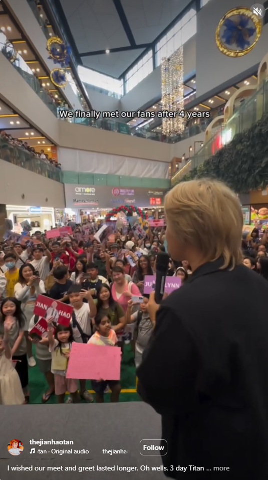 jianhao fanmeet young audience