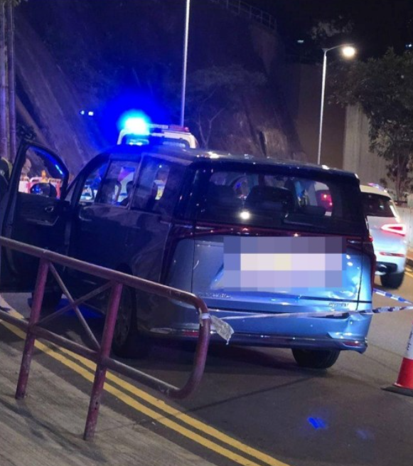 boy father wheel fainted