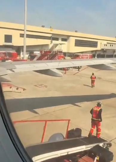 passenger underwear aircraft bangkok