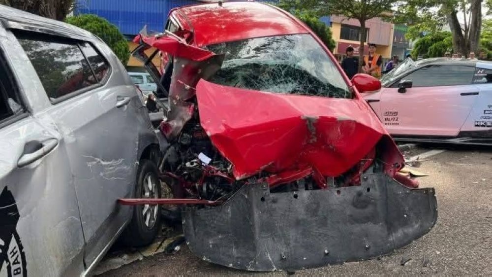 Nissan gt-r crashed johor