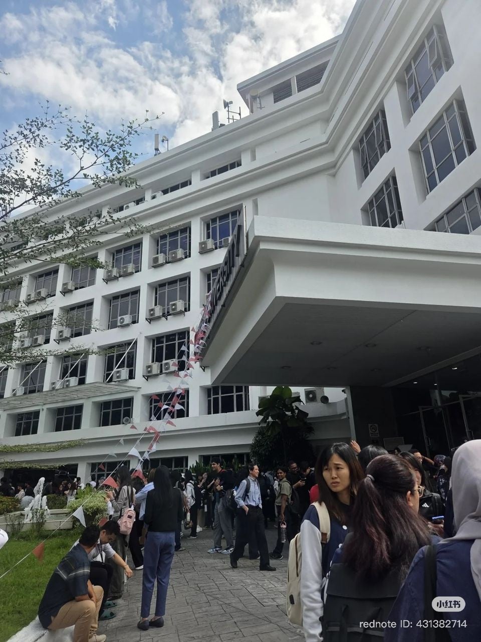 explosion private university evacuation