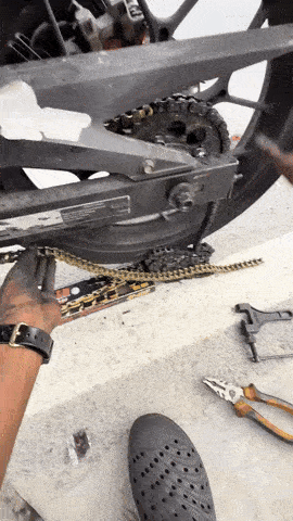 rider mechanic repair motorcycle