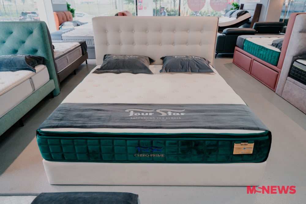 Four Star CNY Fortune Sale