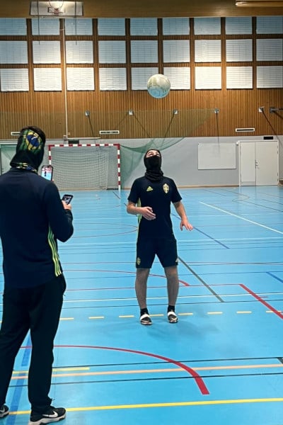 swedish football player juggling