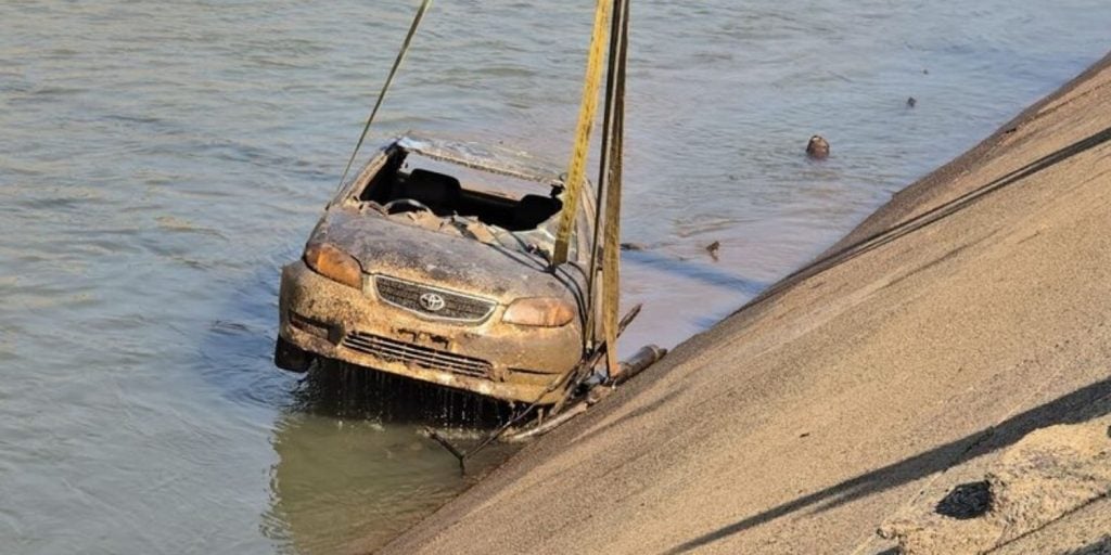 missing man submerged car
