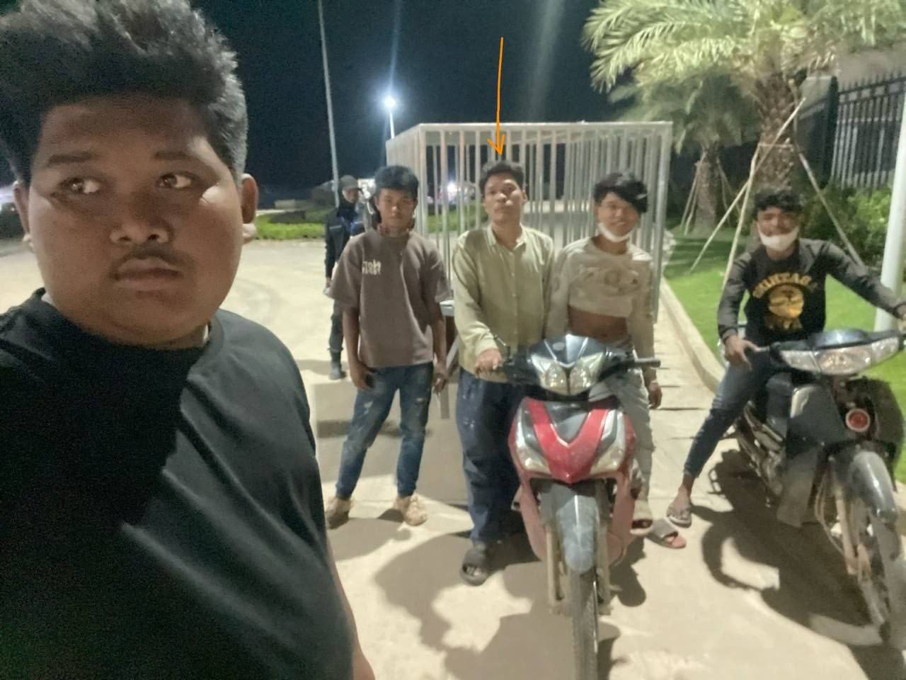 person transported cage cambodia (2)