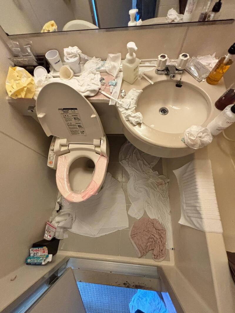 hotel employee room garbage